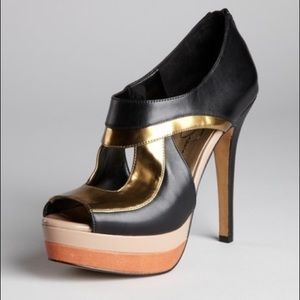 Jessica Simpson Evannan Peep Toe Platform Pump